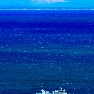 鳥羽展望台から見える富士山と伊勢湾フェリー