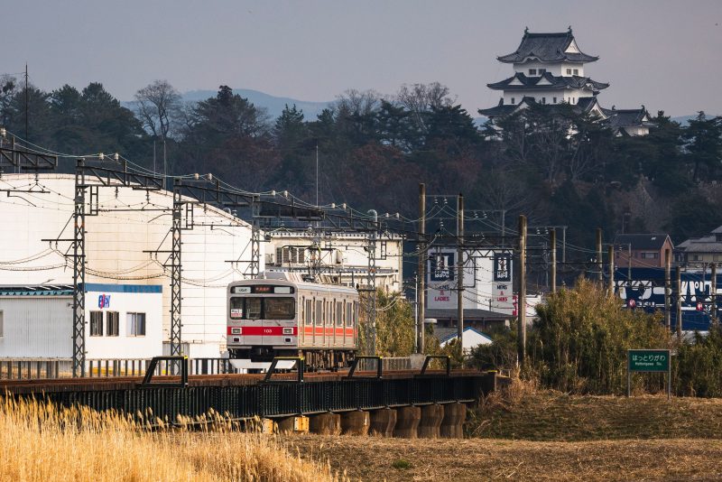 伊賀鉄道と伊賀上野城