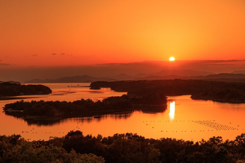 ともやま公園（桐垣展望台）は夕日が望める絶景スポット。見所を紹介します